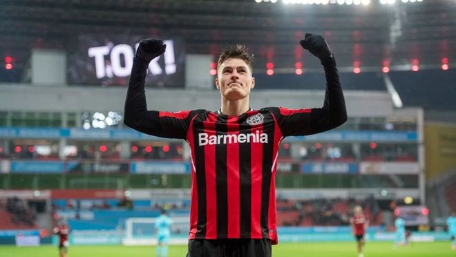 撼动的霸主 撼动的霸主